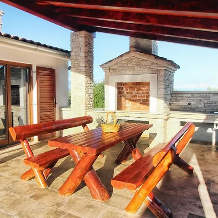 Stancija Marusi Tatil Evi Peruški