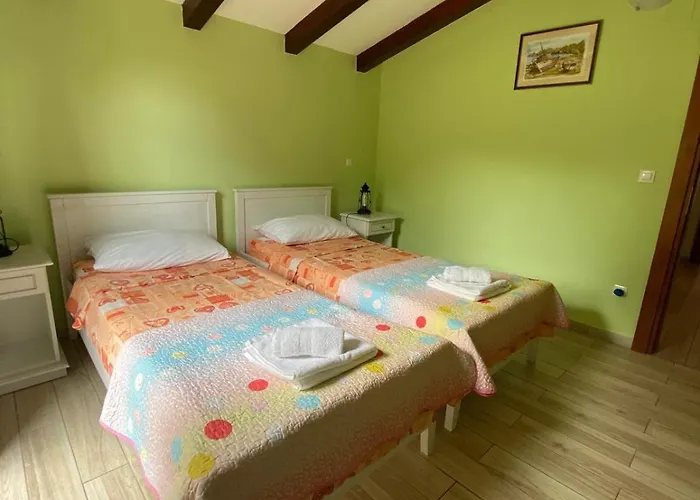 Nyaraló Stancija Marusi